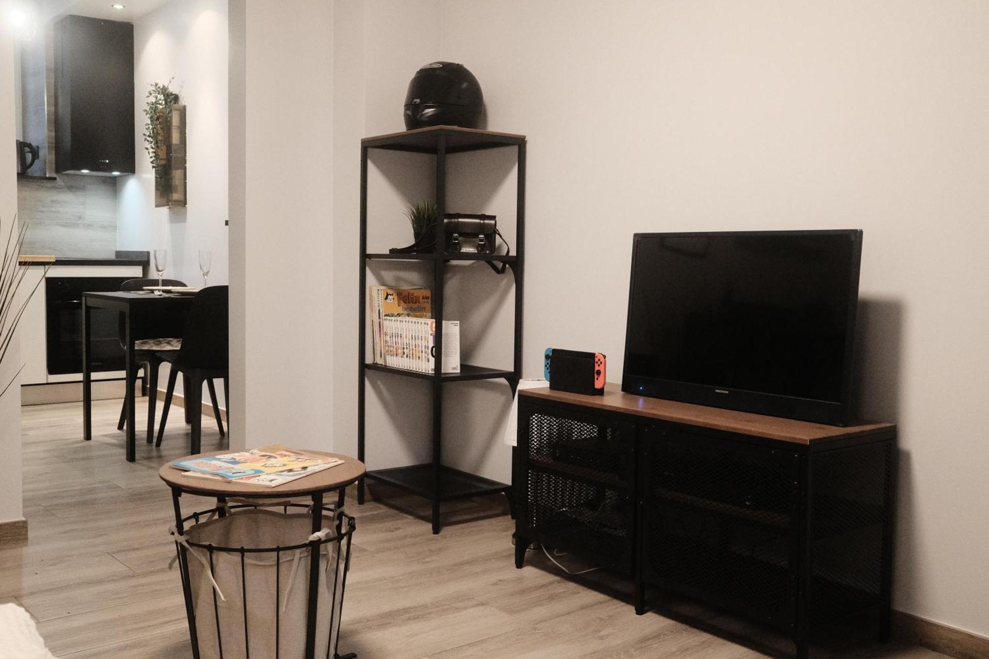 Tiny House : Felix The Cat Apartment